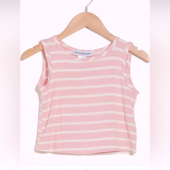 Cotton Emporium Tops - NWT Cotton Emporium Sleeveless Cropped Tank Juniors Size Large